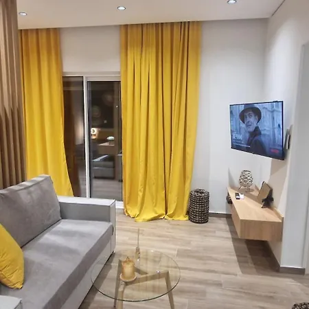 Hill Luxury Moirai